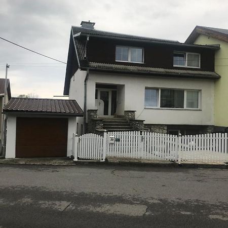 Housing Hella Apartment Nova Lesna Bagian luar foto