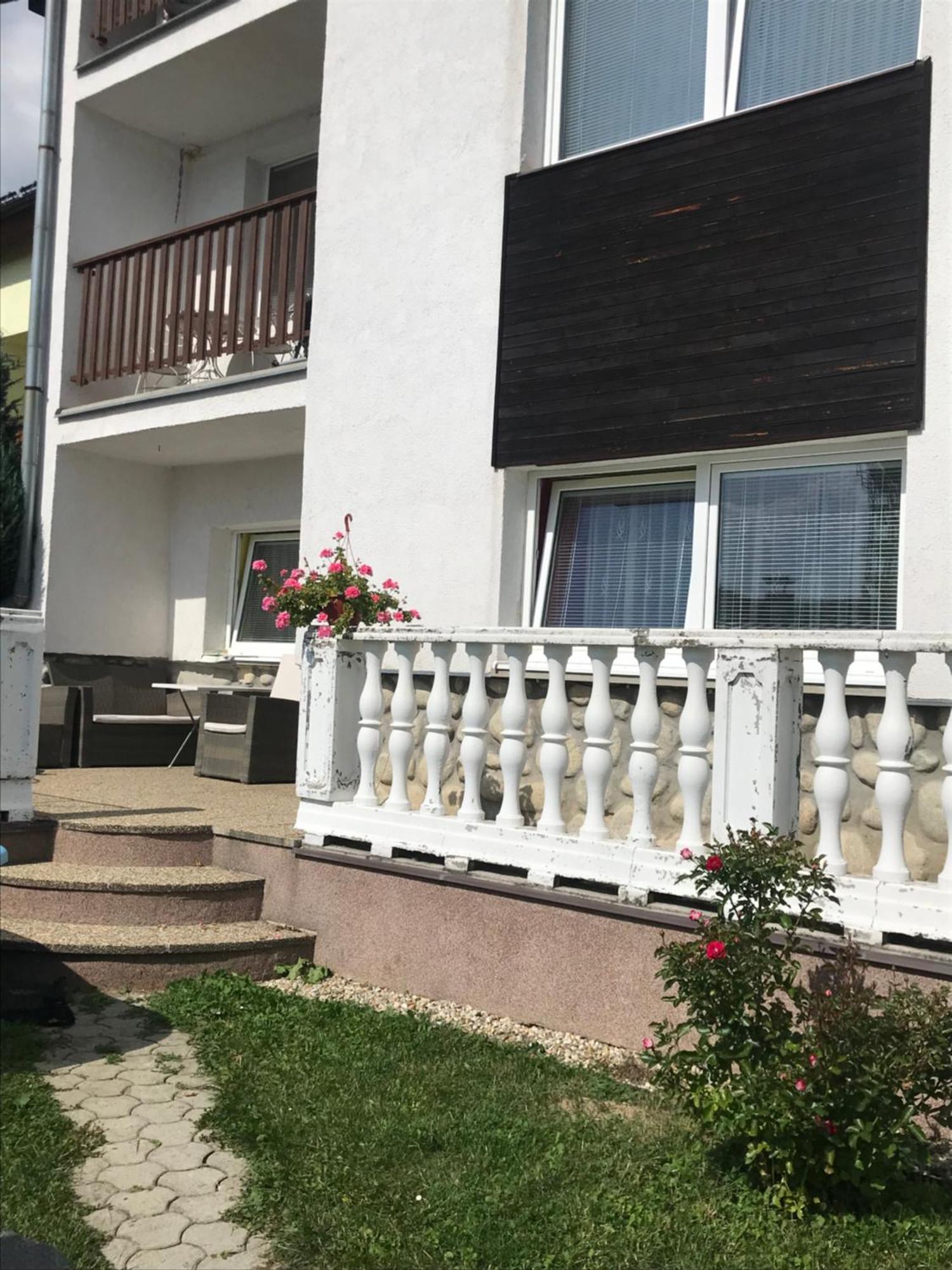 Housing Hella Apartment Nova Lesna Bagian luar foto